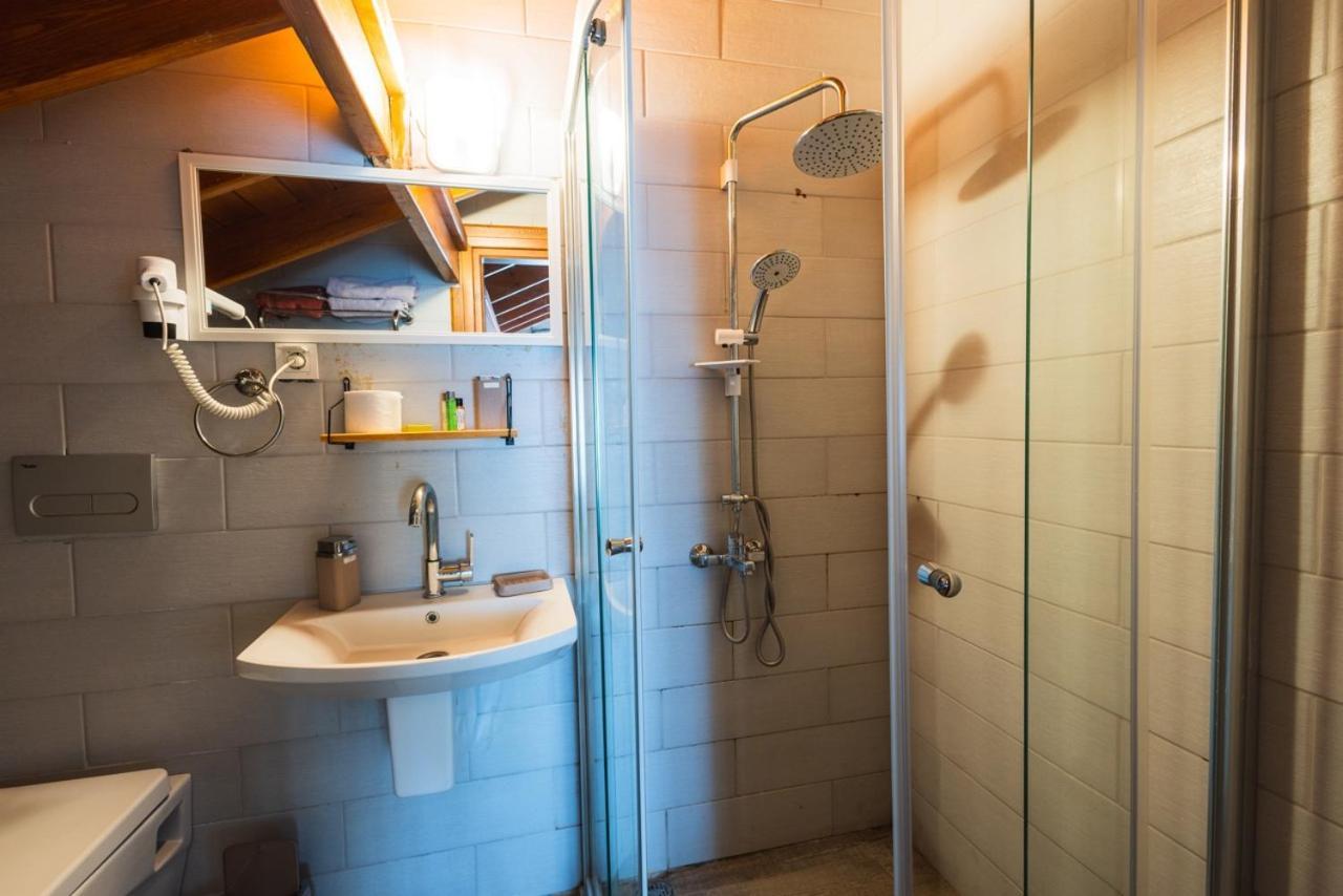 Lavantali Konak Otel Restoran Seferihisar Exterior foto